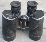 American marine binoculars "US NAVY BU SHIPS MARK 1 MOD 15654 1940", "Treated M.I.N.Y. Bausch & Lomb Rochester N Y US". Height 18,5 cm. 1600 SEK